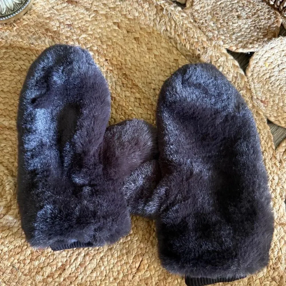 Unbranded Women's Brown and Black Gloves